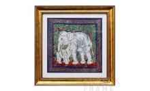 กรอบผ้าปักครอสติชใส่กรอบ ลวดลายช้างคู่ใส่กรอบไม้พลาสติกสีทอง